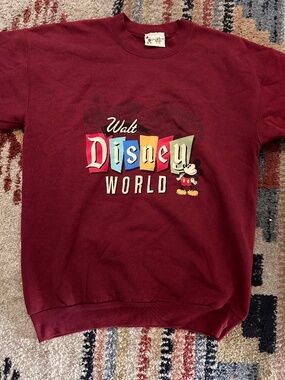 DisneyWorld Crewneck